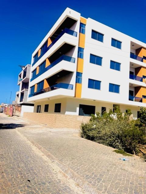 Brand New Spacious T3 Apartment In Santa Maria Bagian luar foto
