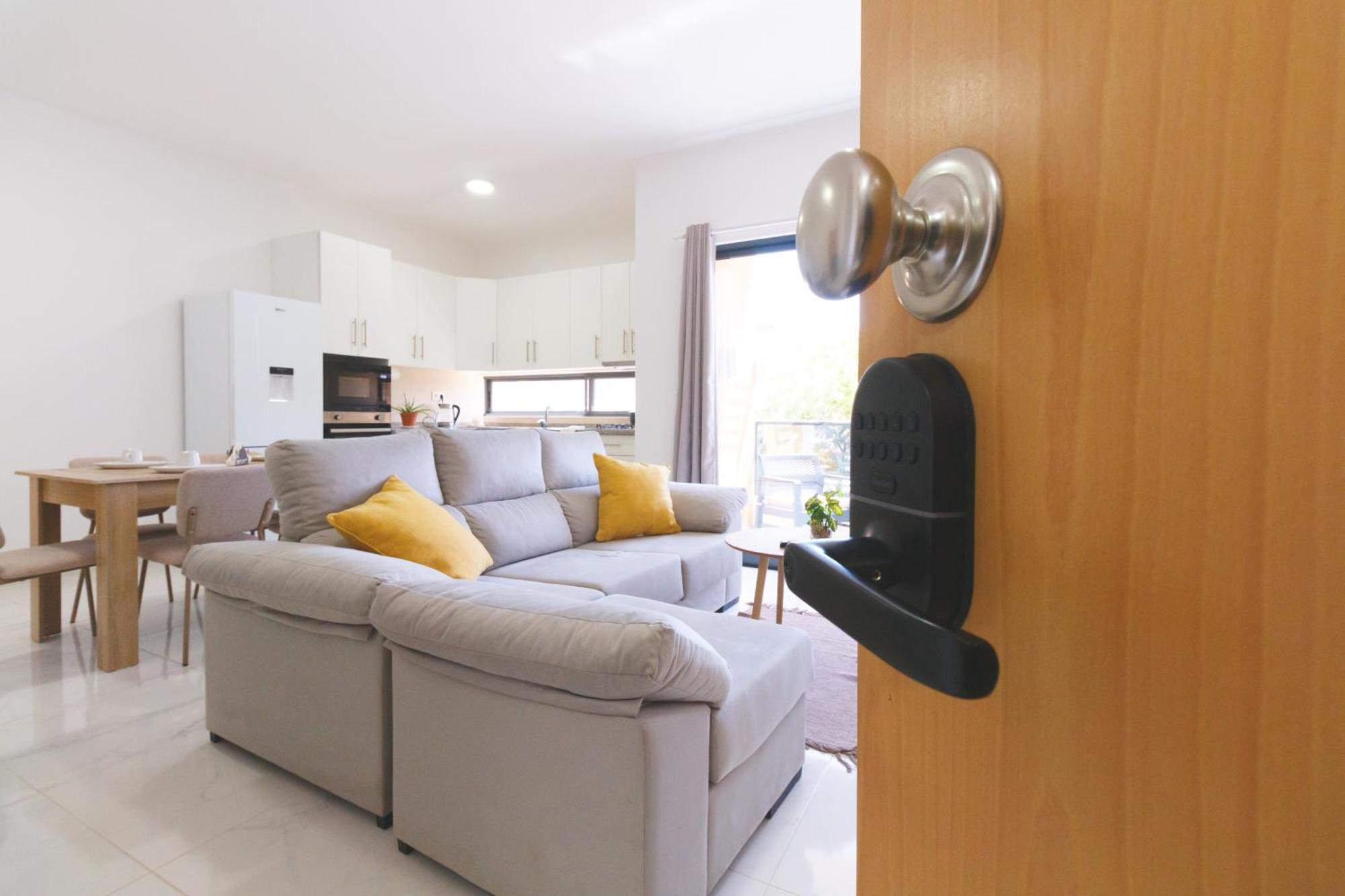Brand New Spacious T3 Apartment In Santa Maria Bagian luar foto